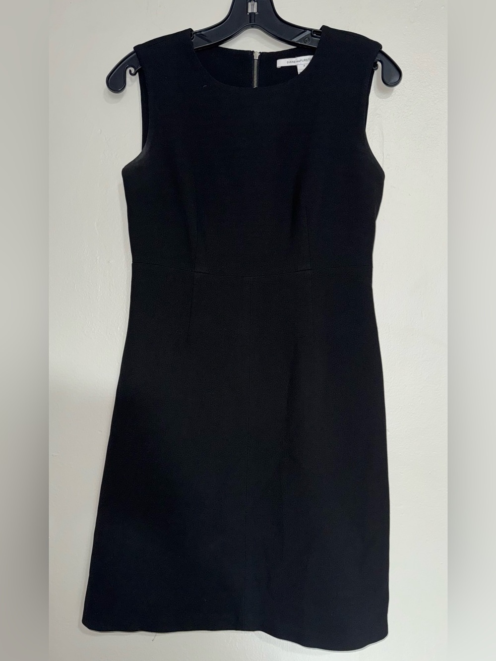 Diane Von Furstenberg Black Sleeveless Sheath Mini Dress